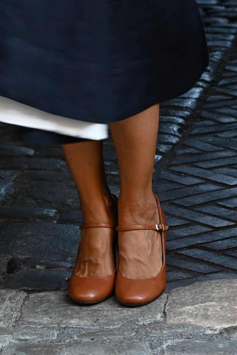 Bravina | Sandali Eleganti con Cinturino e Tacco Basso